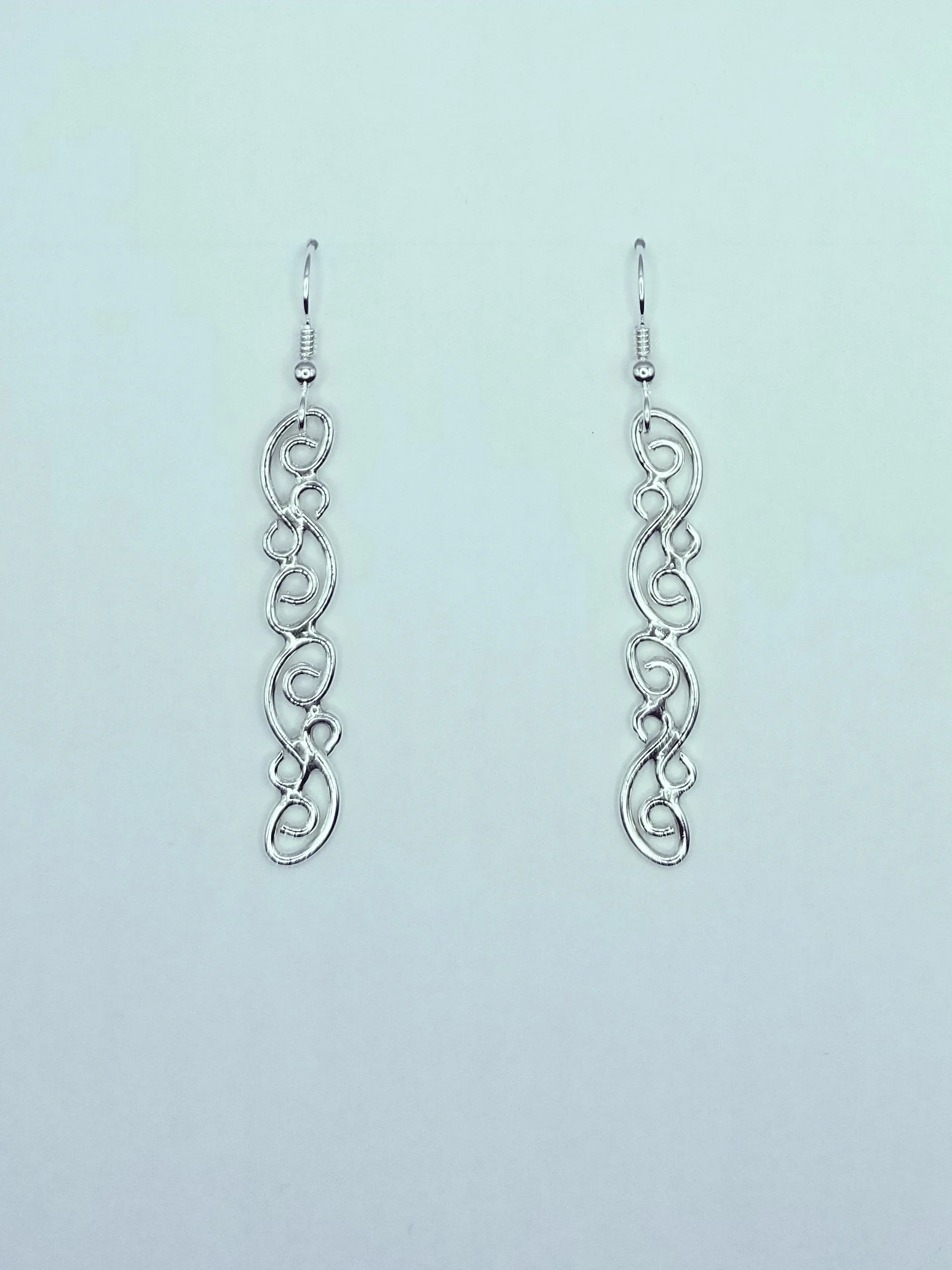 ピアス VINTAGE HOLLYWOOD Line Surfing Board Earrings VH2336EA003B Wave Bar Earrings — BG Silversmiths
